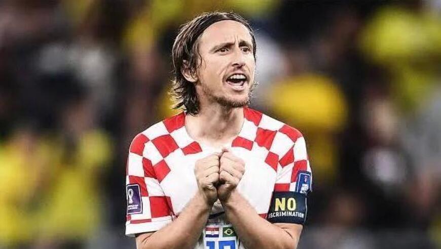 如果出战多特，B席将成为第4位达成欧冠百场的葡萄牙球员