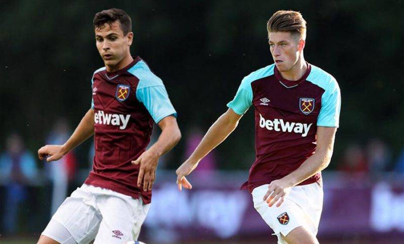 以一脚刁钻 以一脚刁钻