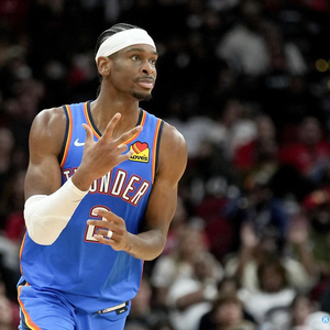 发球迷和媒 发球迷和媒